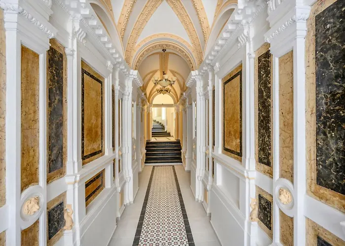 W Apartment, Vintage Style, Next To Wenceslas Square, Prague Center