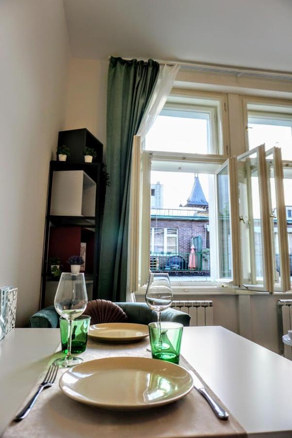W Apartment, Vintage Style, Next To Wenceslas Square, Prague Center